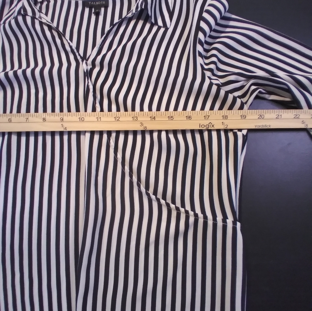 Talbots Black And White Striped Womens Top Size M Side Zip Office Casual - Picture 9 of 9